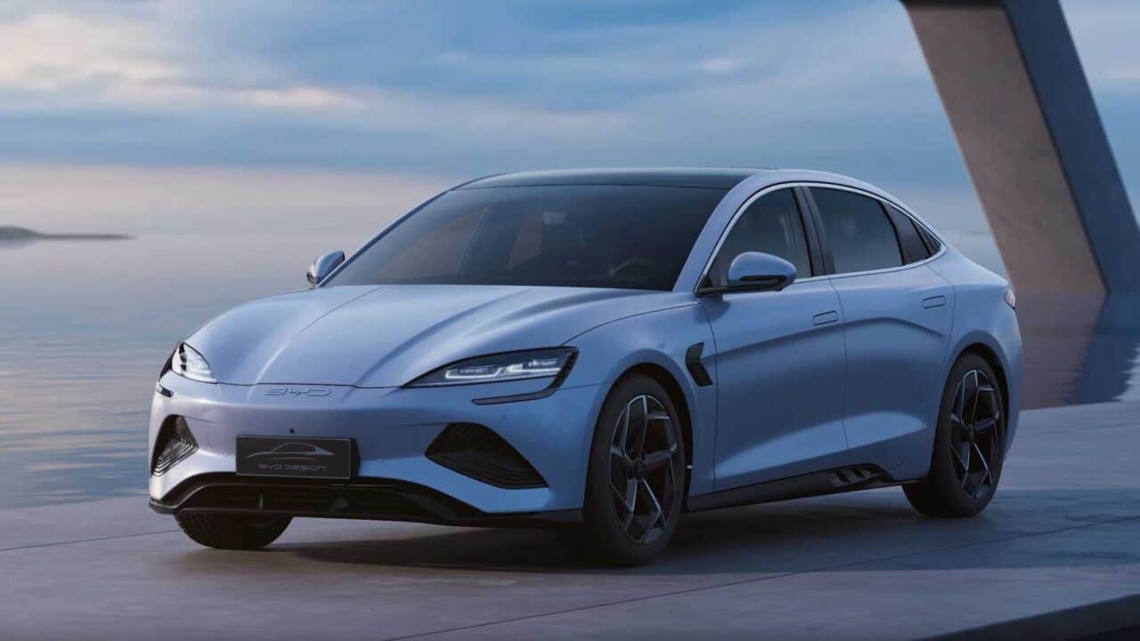 何啟俊：比亞迪(1211)積極推進品牌高端化，憧憬提高ASP和毛利表現